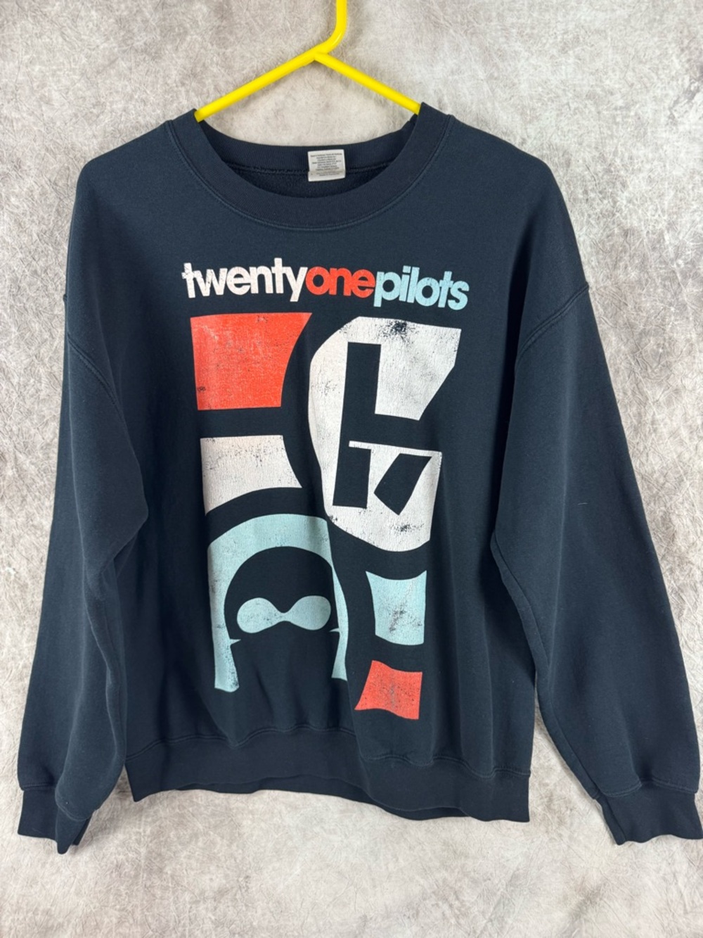 Gildan Black Twenty One Pilots Graphic Crewneck with Red and Light Blue Accents